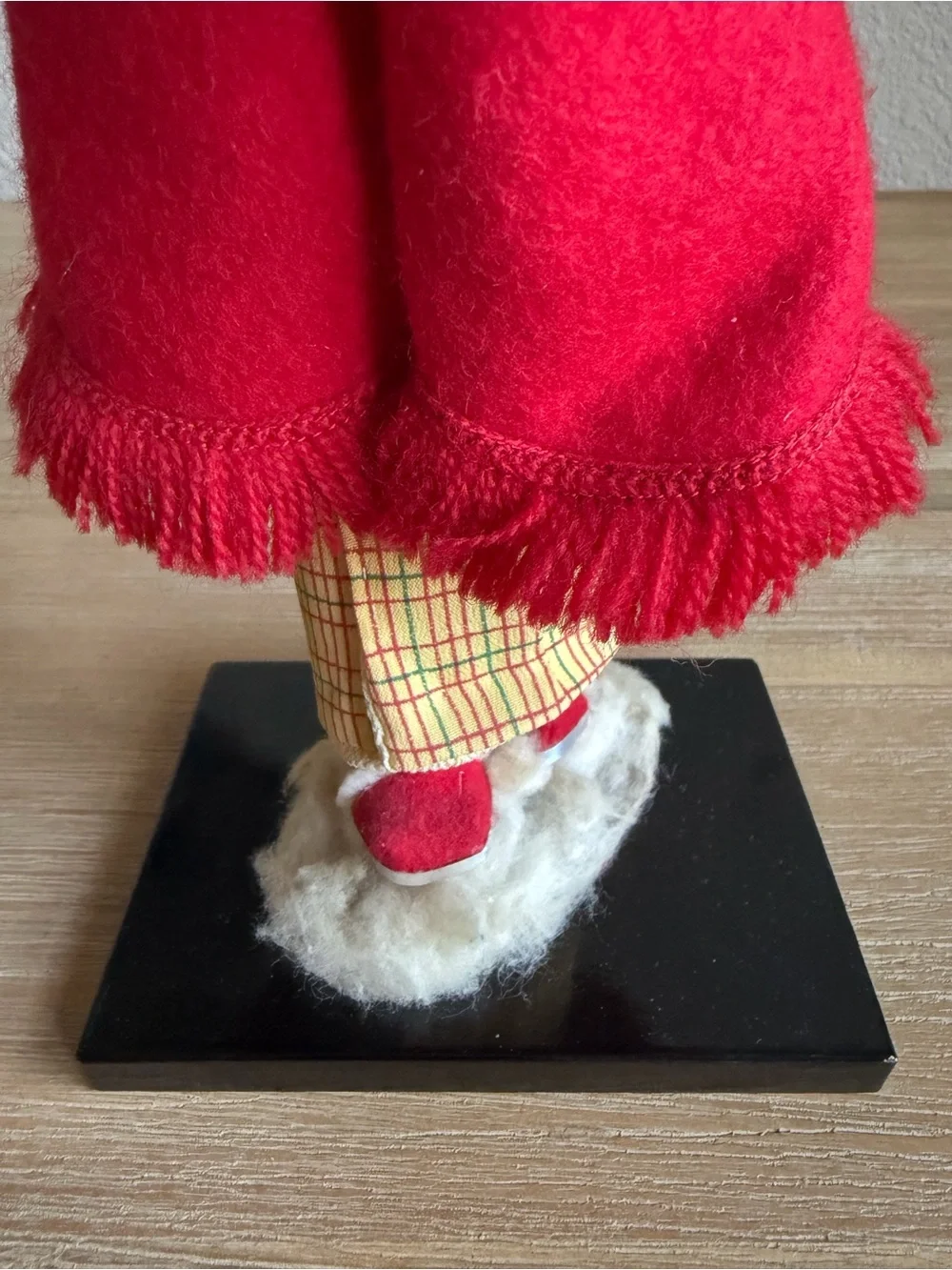 Vintage Japanese Geisha Doll Winter Kimono Cape Detailed Face Figurine Stand